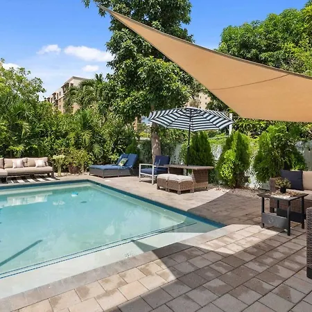 Modern Haven In Paradise W Heated Eco Pool 5B 4B
